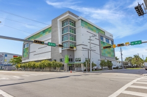 Extra Space Storage - 7252 - Miami - 10th Ave