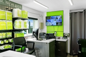 Extra Space Storage - 7261 - Albuquerque - McLeod Rd - Photo 3