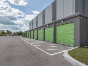 Extra Space Storage - 8978 - Englewood - Indiana Ave - Photo 5