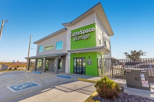 Extra Space Storage - 7273 - Canutillo - Desert Blvd