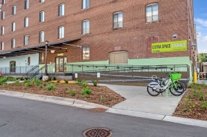 Extra Space Storage - 7238 - St Paul - Water St