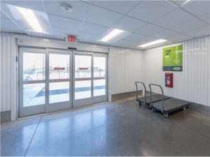 Extra Space Storage - 8966 - Albuquerque - Yale Blvd NE - Photo 4