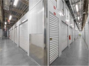 Extra Space Storage - 7337 - Rockville - Montgomery - Photo 5