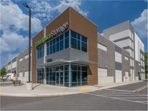 Extra Space Storage - 7337 - Rockville - Montgomery - Photo 6