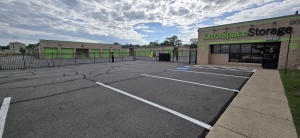 Extra Space Storage - 7473 - Leesburg - Trailview Blvd - Photo 6