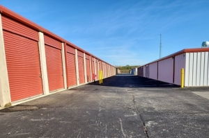 Public Storage - Powell - 7533 Woodcutter Dr - Photo 2