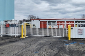 Public Storage - Powell - 7533 Woodcutter Dr - Photo 4