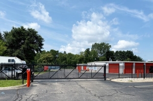 Public Storage - Wyoming - 4975 Clyde Park Ave SW - Photo 3