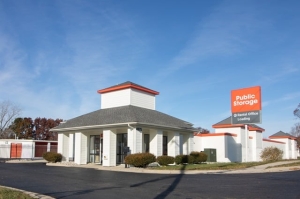 Public Storage - Wyoming - 4975 Clyde Park Ave SW