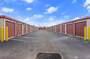 Public Storage - Gibsonton - 12704 S US Highway 41 - Photo 2