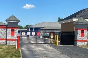 Public Storage - Lafayette - 4900 Tazer Dr - Photo 3