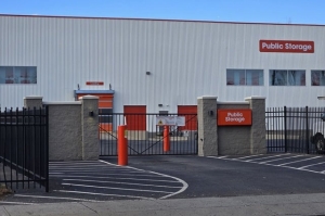 Public Storage - Trenton - 555 N Olden Ave