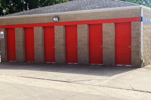 Public Storage - Lafayette - 3607 S 18th St - Photo 2