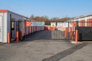 Public Storage - Columbus - 3171 S High St - Photo 4