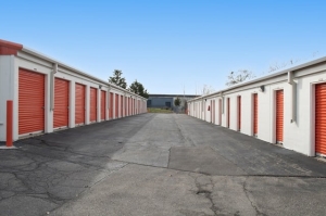 Public Storage - Grand Rapids - 2345 29th St SE - Photo 2