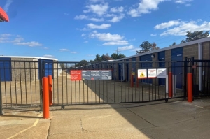 Public Storage - Southaven - 7230 Airways Blvd - Photo 4