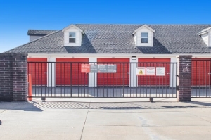 Public Storage - Oklahoma City - 2900 NW Grand Blvd - Photo 4