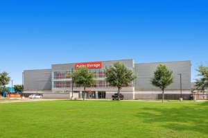 Public Storage - Houston - 650 Bay Area Blvd
