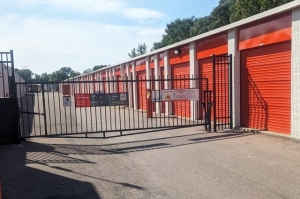 Public Storage - New Brighton - 251 5th St NW - Photo 4