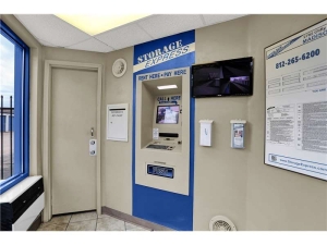 Extra Space Storage - 2109 - Madison - Clifty Dr - Photo 7