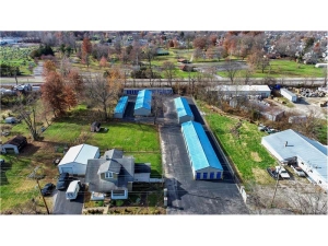 Extra Space Storage - 2135 - Scottsburg - Main St - Photo 6