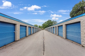 Extra Space Storage - 2136 - New Albany - 2307 Grant Line Rd - Photo 4