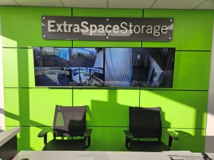 Extra Space Storage - 2144 - Evansville - Vogel Road - Photo 6