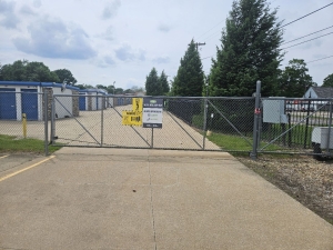 Extra Space Storage - 2167 - Washington - Walnut St - Photo 6