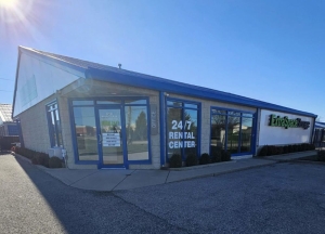 Extra Space Storage - 2178 - Clarksville - Woodstock Dr