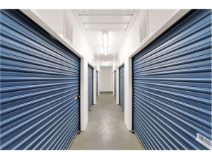 Extra Space Storage - 2179 - Clarksville - Little League Blvd - Photo 5