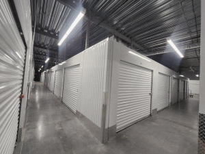 Extra Space Storage - 4251 - Richmond - Park Westheimer Blvd - Photo 5