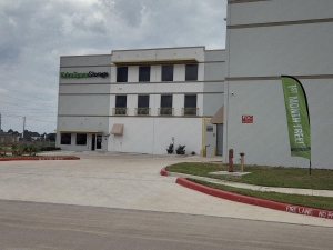 Extra Space Storage - 4251 - Richmond - Park Westheimer Blvd - Photo 6