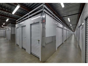 Extra Space Storage - 7914 - Glenolden - South Ave - Photo 5