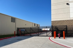 Public Storage - Melissa - 3500 Sam Rayburn Hwy - Photo 3
