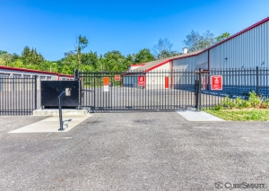 CubeSmart Self Storage - 674 New York - Photo 7