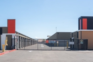 Public Storage - Avondale - 2655 S Avondale Blvd - Photo 4