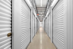 Extra Space Storage - 6310 - Fort Worth 650 North Fwy - Photo 5