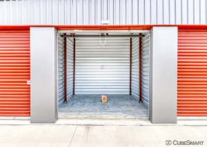 CubeSmart Self Storage - Rosharon - Photo 6