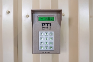 Extra Space Storage - 6130 - Fort Washington - Virginia Dr - Photo 2