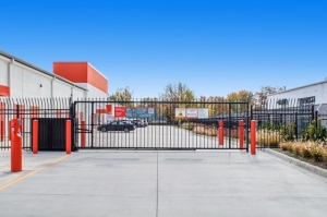 Public Storage - Saint Clair Shores - 20250 E 9 Mile Road - Photo 4