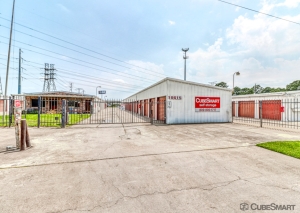 CubeSmart Self Storage - Tower Oaks - Photo 1