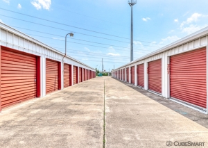 CubeSmart Self Storage - Tower Oaks - Photo 4