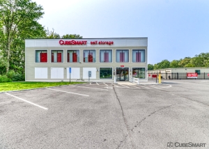 CubeSmart Self Storage CT Middletown Newfield St