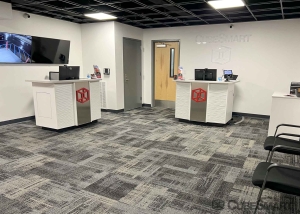 CubeSmart Self Storage AL Huntsville Oakwood Ave NE - Photo 4