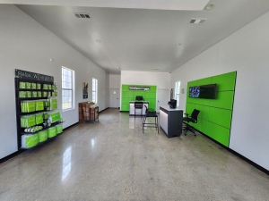 Extra Space Storage - 2064 - Dallas - Lake June Rd - Photo 6