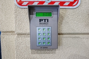 Extra Space Storage - 6093 - Philadelphia - Ridge Ave - Photo 2