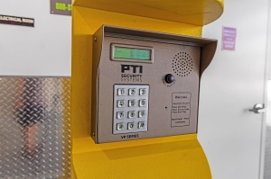 Extra Space Storage - 6163 - Los Angeles - 2515 S Broadway - Photo 2