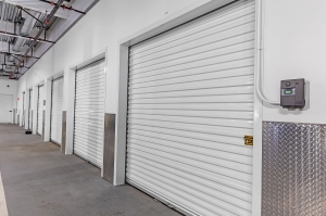 Extra Space Storage - 6163 - Los Angeles - 2515 S Broadway - Photo 5