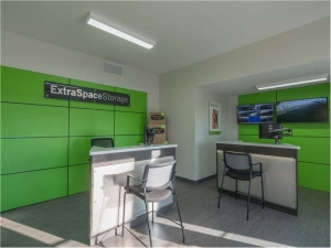 Extra Space Storage - 0814 - Tucson - N Oracle Rd - Photo 3