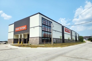 Public Storage - Kansas City - 700 Woodswether Rd